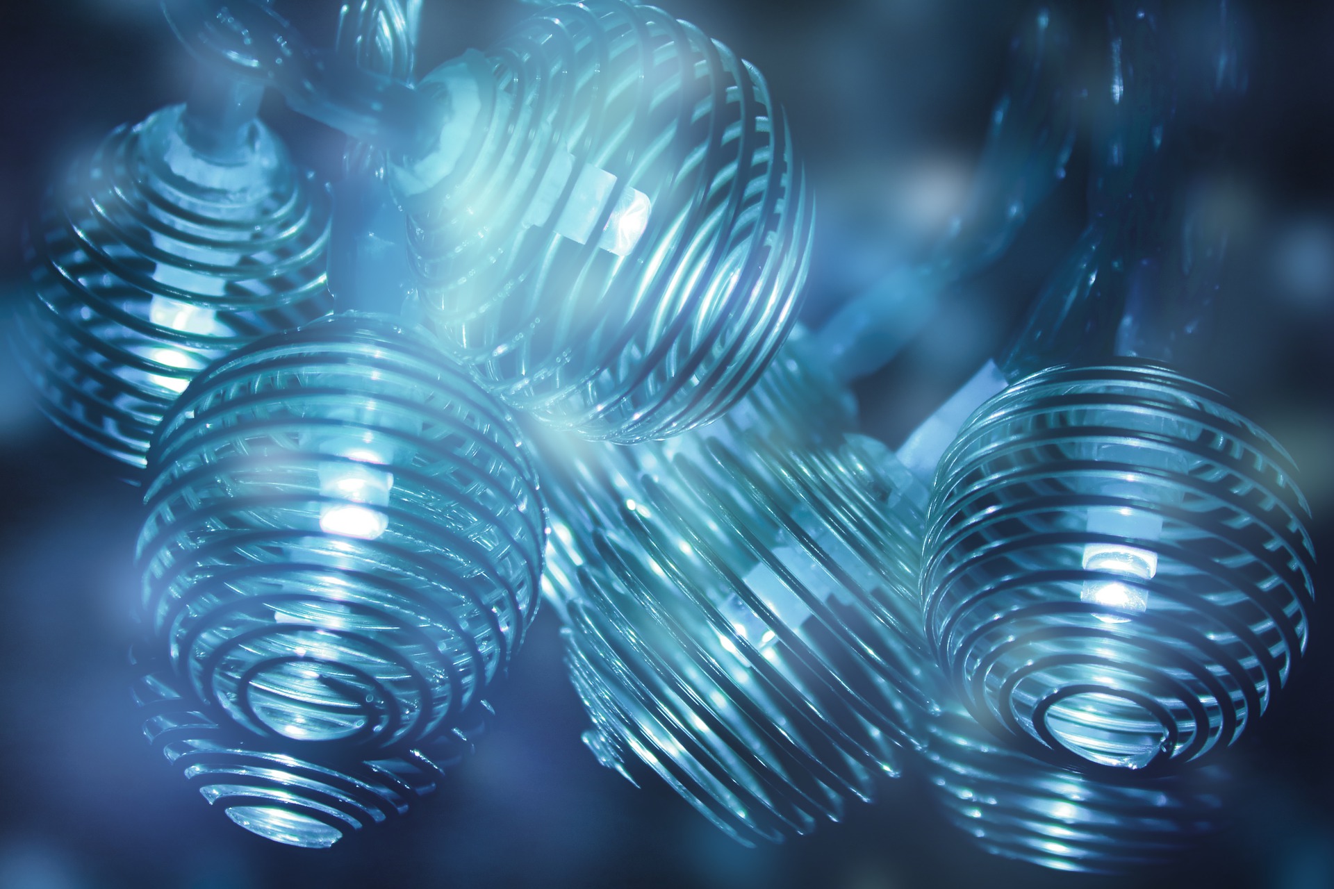 Why Do My Recessed Lights Flicker? light.style