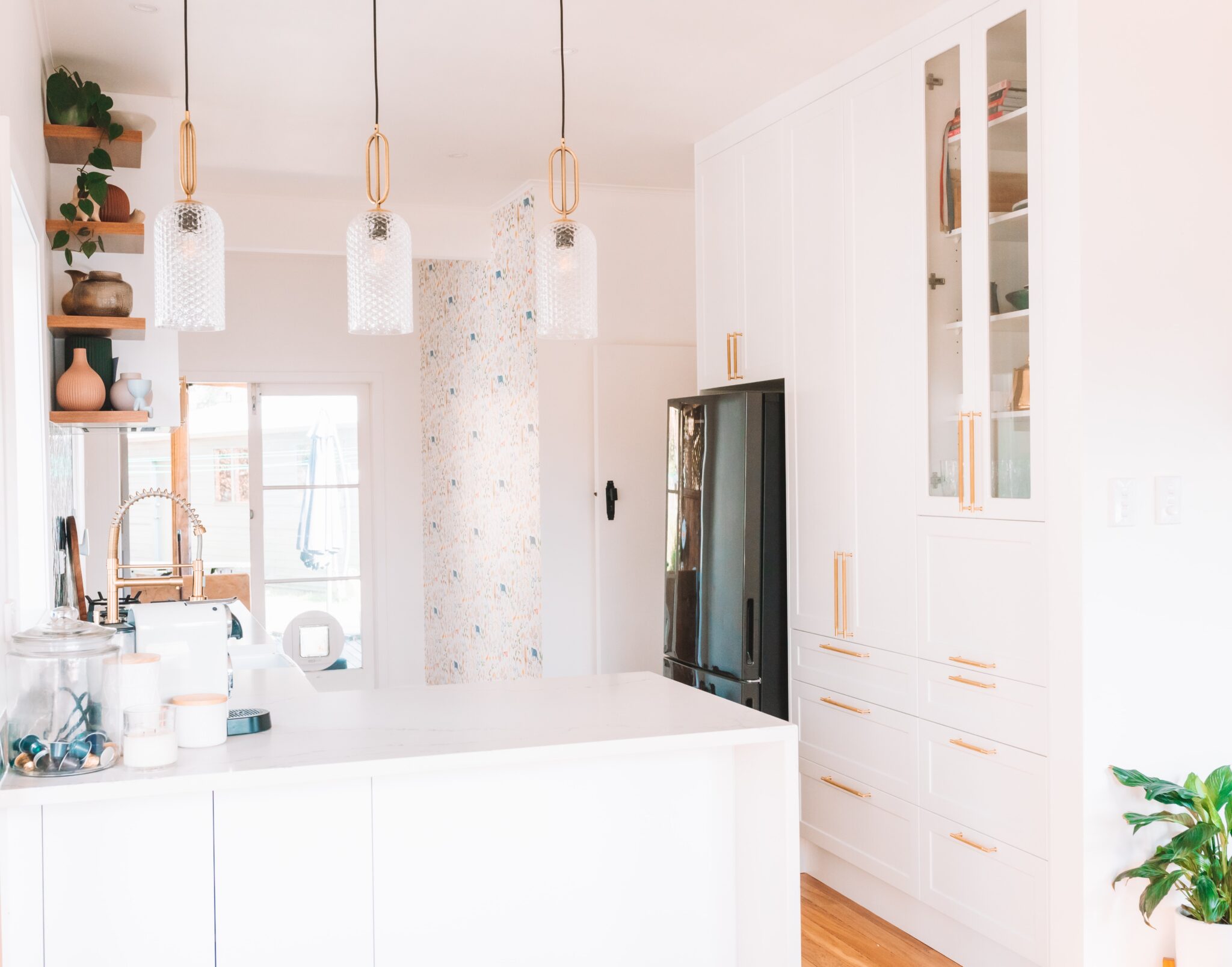 10 Small Kitchen Lighting Ideas That You'Ll Love - light.style